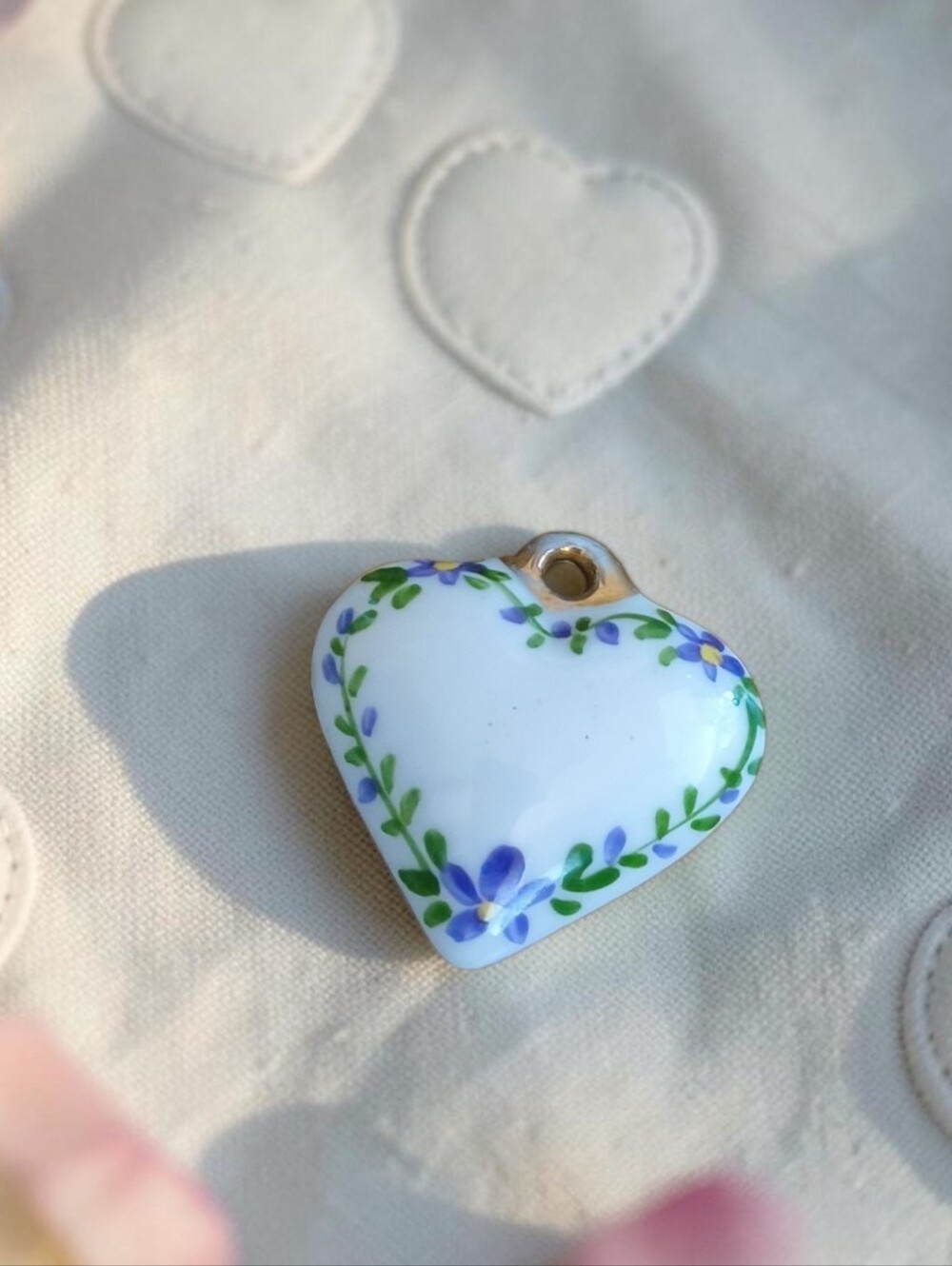 Vtg Hand-Painted White Heart Pendant with Blue Floral Accent